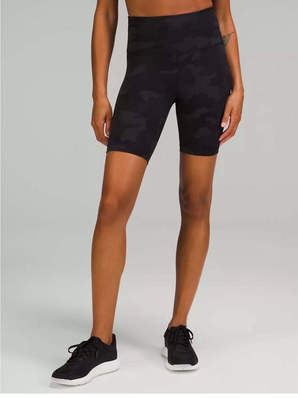 lululemon athletica Black Camo Biker Shorts Size 2